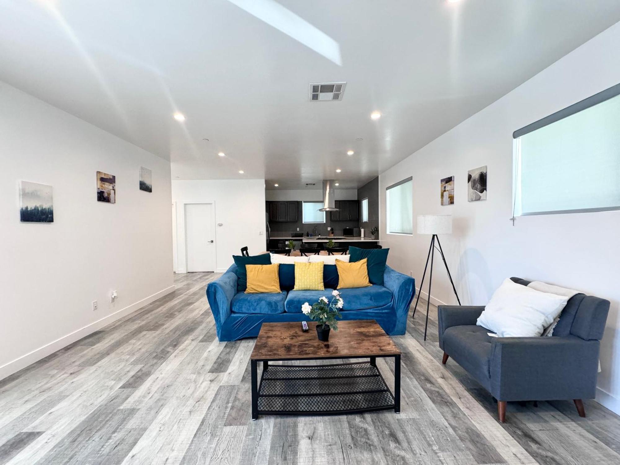 Cheerful 4Br Home With Parking In East Hollywood Лос-Анджелес Экстерьер фото
